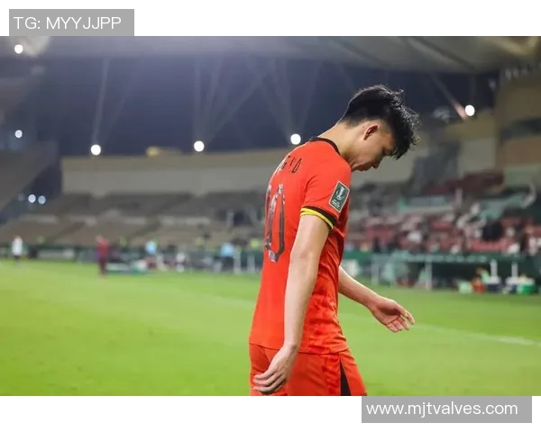 中国足球亚洲杯的历史回顾与未来展望：从辉煌到挑战的征程